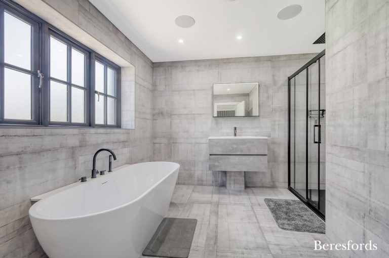 Images for Hutton Mount, Brentwood, Essex