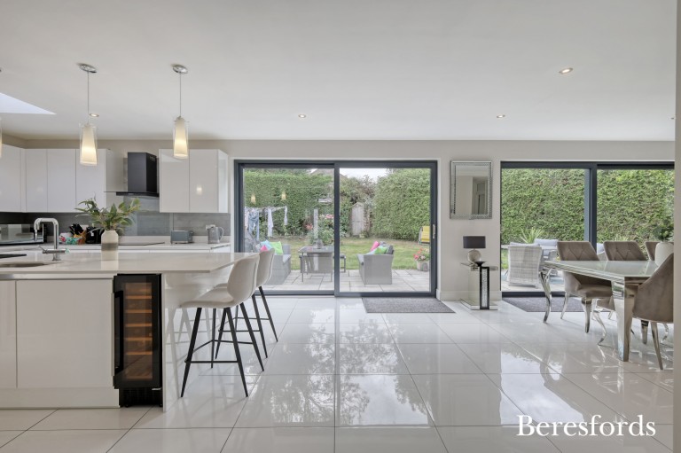 Images for Hutton Burses, Shenfield