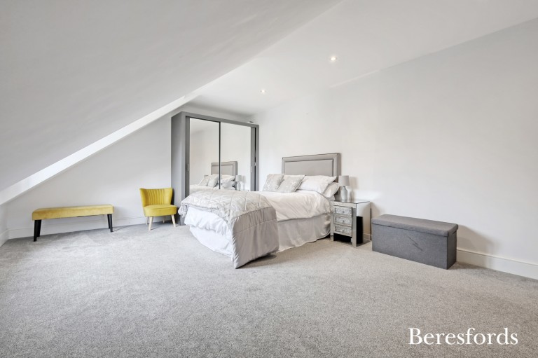 Images for Hutton Burses, Shenfield