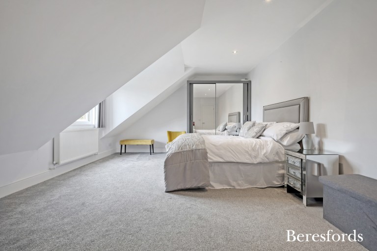Images for Hutton Burses, Shenfield