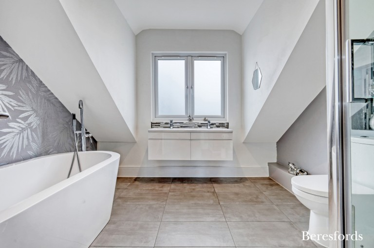 Images for Hutton Burses, Shenfield