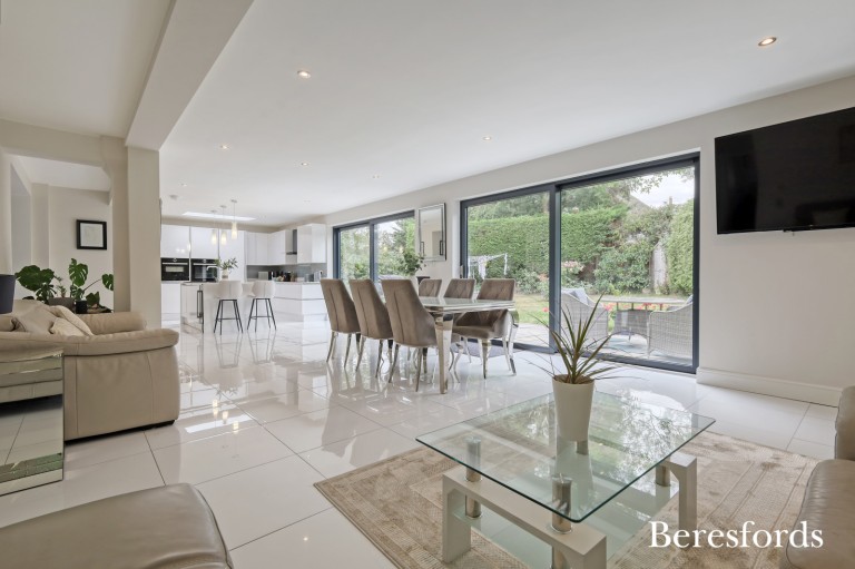 Images for Hutton Burses, Shenfield