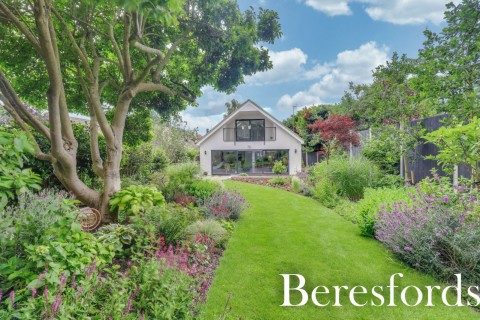 Click the photo for more details of Shenfield, Brentwood, Essex