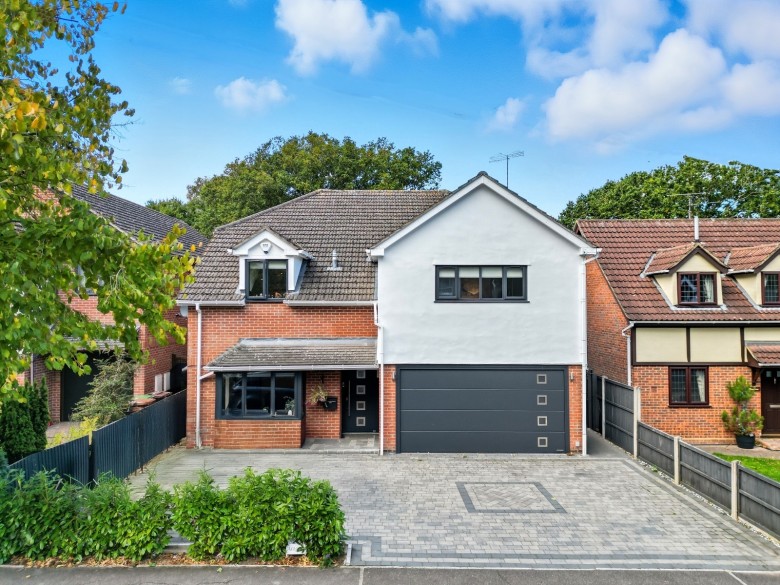 Click the photo for more details of Hutton, Brentwood, Essex