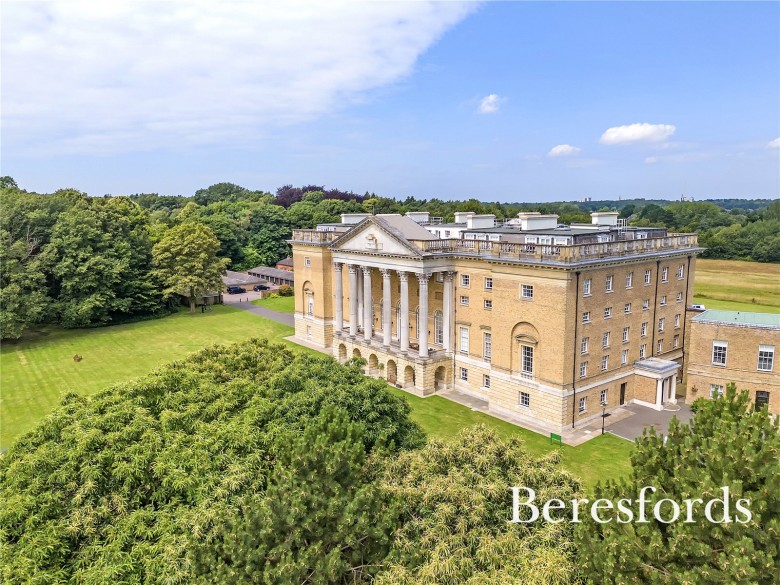 Click the photo for more details of Ingrave, Brentwood, Essex