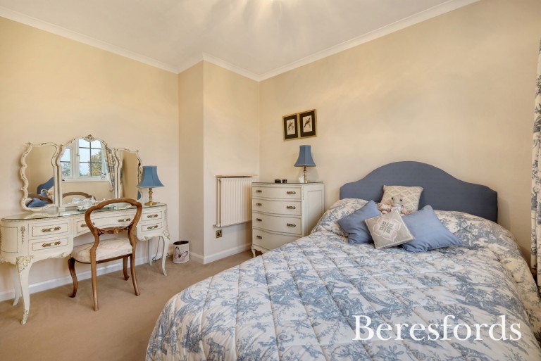 Images for Hutton Mount, Brentwood, Essex