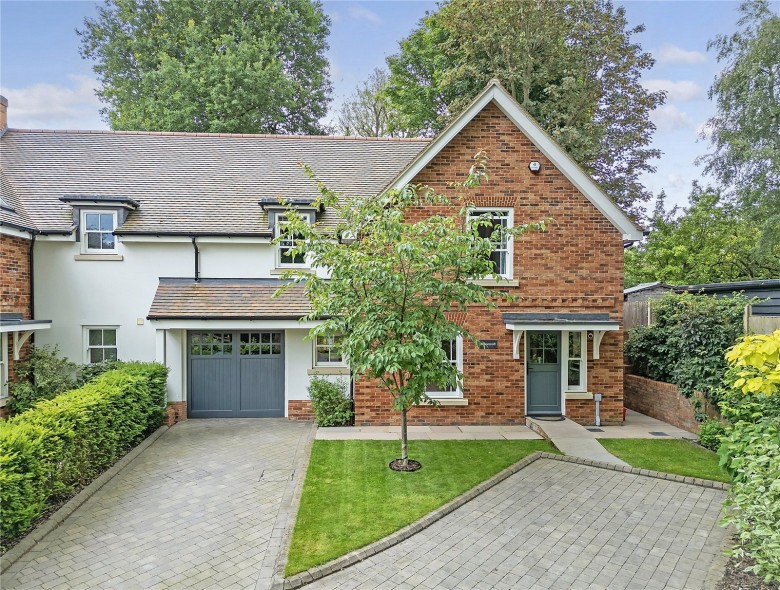 Click the photo for more details of Hutton, Brentwood, Essex