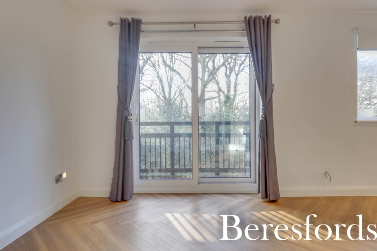 Images for Bradwell Green, Hutton, Essex
