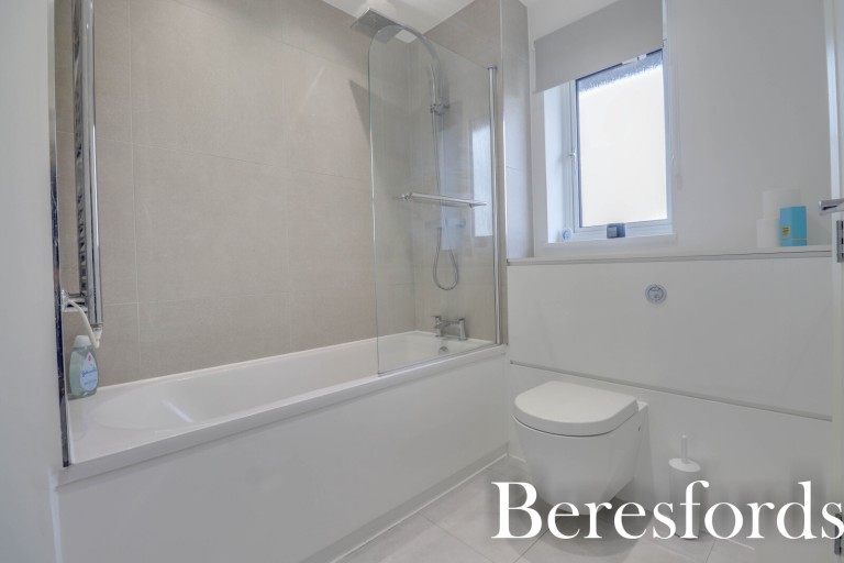 Images for Bradwell Green, Hutton, Essex