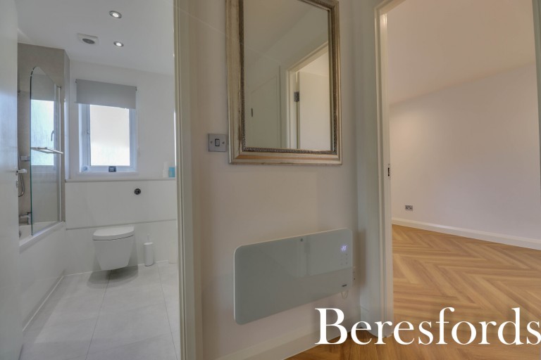 Images for Bradwell Green, Hutton, Essex