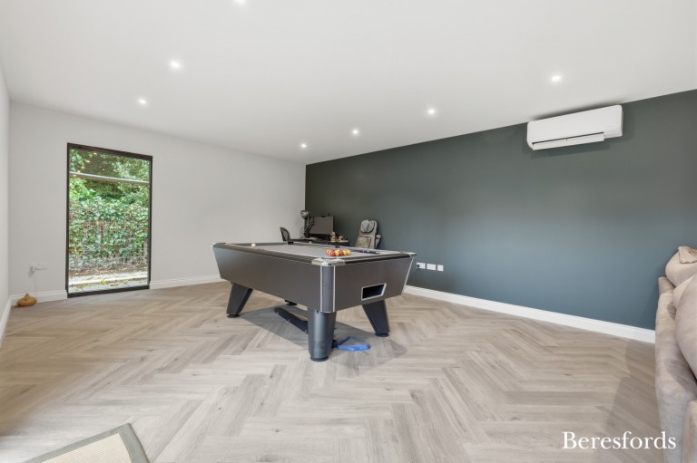 Images for Gidea Park