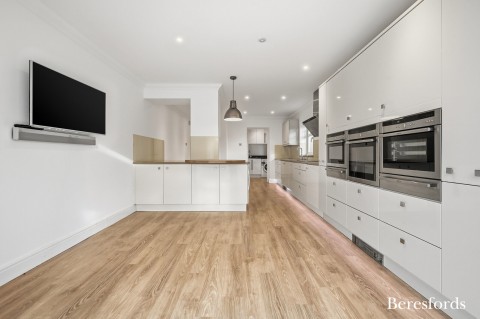 Click the photo for more details of Hutton, Brentwood, Essex