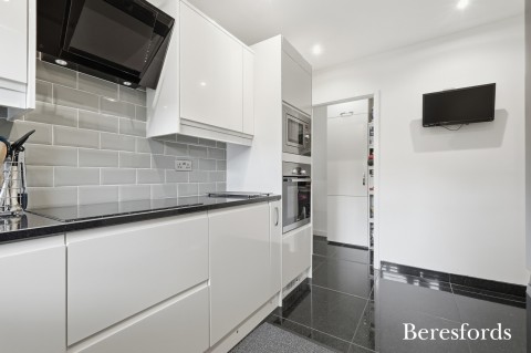 Click the photo for more details of Shenfield, Brentwood, Essex