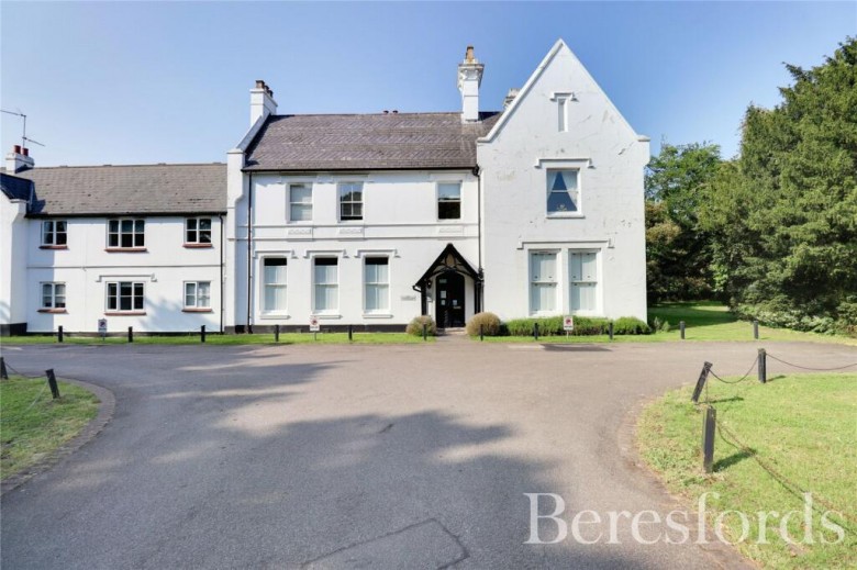 Click the photo for more details of Rayleigh Road, Hutton, Brentwood