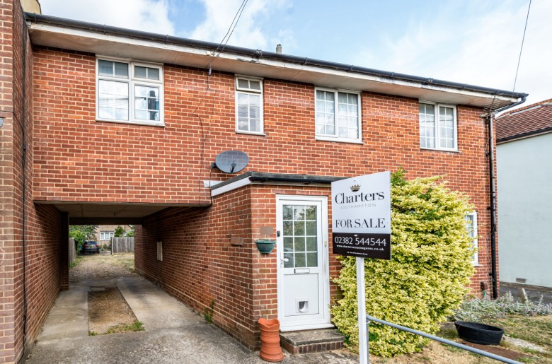 Click the photo for more details of Ivy Road, St Denys, Southampton, Hampshire, SO17