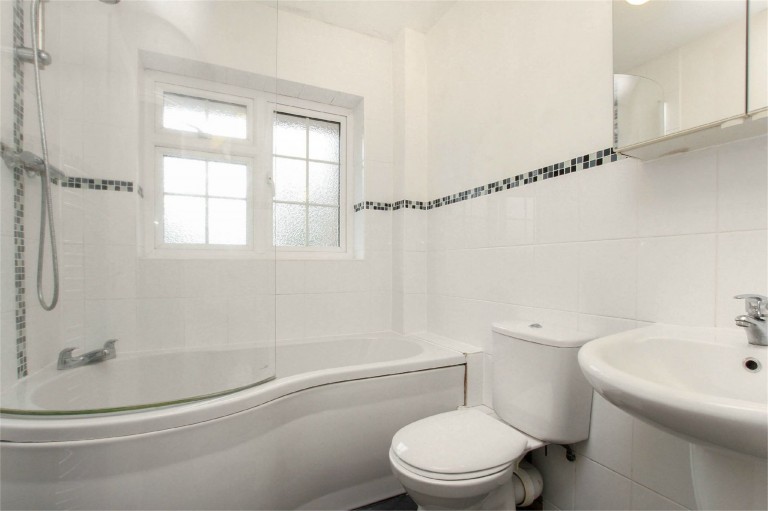 Images for Highview Court, 130 Eskdale Avenue, Chesham, Buckinghamshire