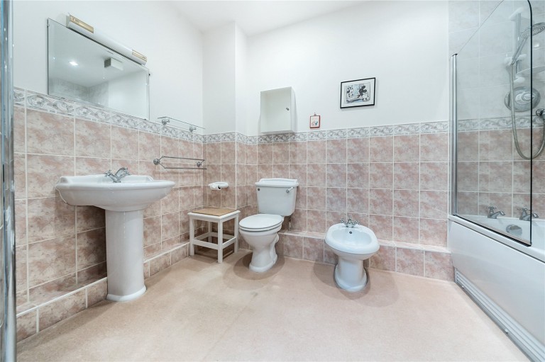 Images for Castle Village, Berkhamsted, Hertfordshire