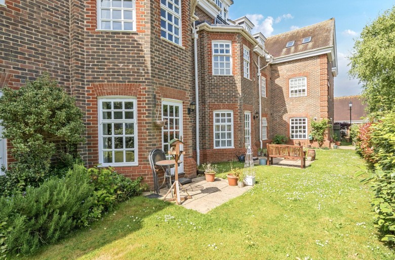 Click the photo for more details of Castle Village, Berkhamsted, Hertfordshire