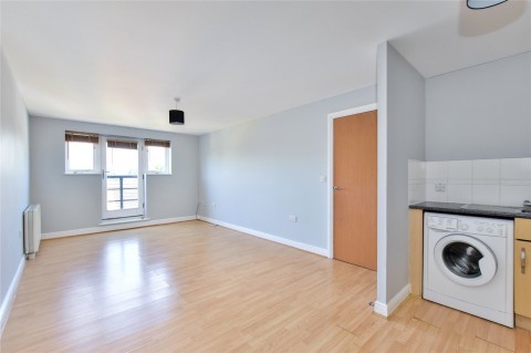 Click the photo for more details of Kings Langley, Hertfordshire