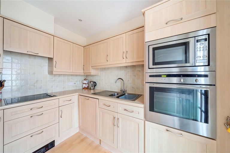 Images for Castle Village, Berkhamsted, Hertfordshire