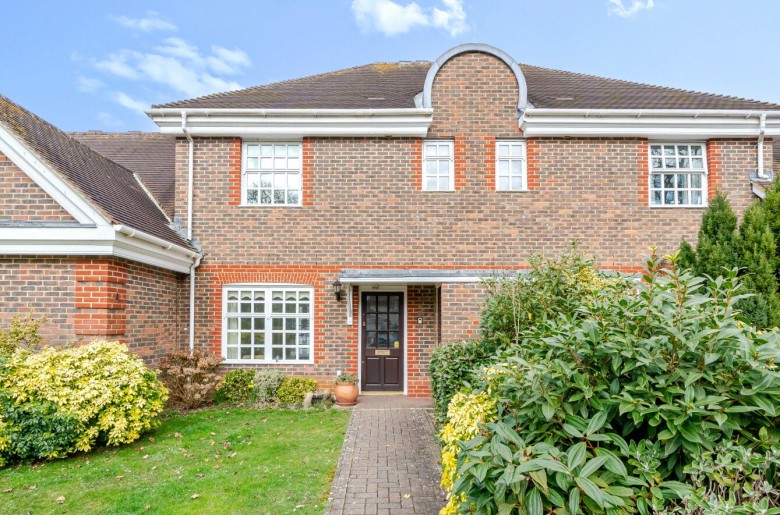 Click the photo for more details of Castle Village, Berkhamsted, Hertfordshire