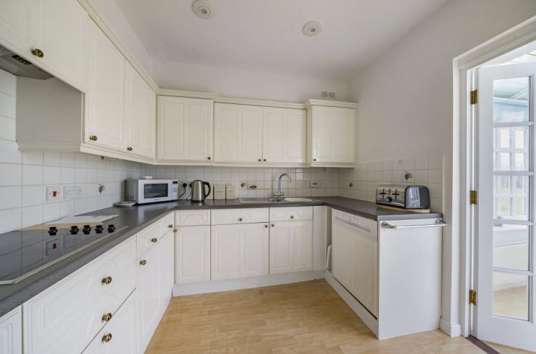 Images for Castle Village, Berkhamsted, Hertfordshire