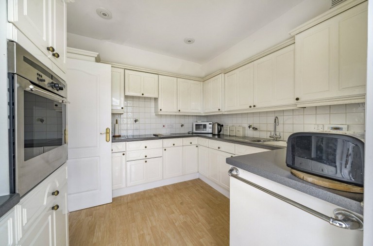 Images for Castle Village, Berkhamsted, Hertfordshire