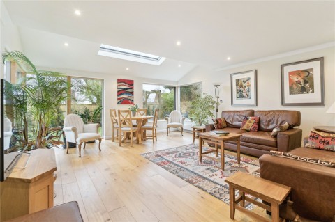 Click the photo for more details of Berkhamsted, Hertfordshire