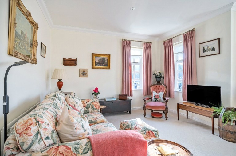 Images for Castle Village, Berkhamsted, Hertfordshire