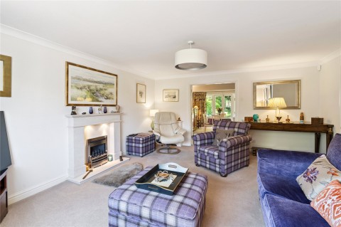 Click the photo for more details of Tring, Hertfordshire