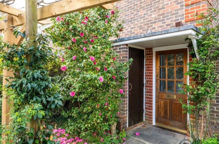 Images for Castle Village, Berkhamsted, Hertfordshire