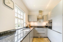 Images for Castle Village, Berkhamsted, Hertfordshire
