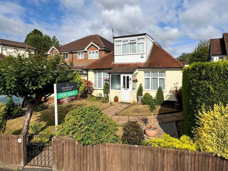 Click the photo for more details of Manor Estate, Hemel Hempstead, Hertfordshire