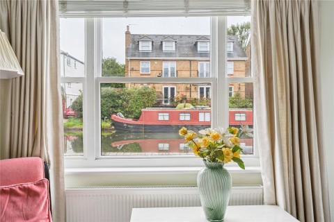 Click the photo for more details of Berkhamsted, Hertfordshire