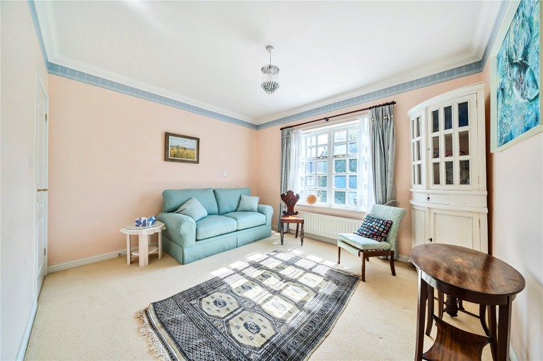 Images for Castle Village, Berkhamsted, Hertfordshire