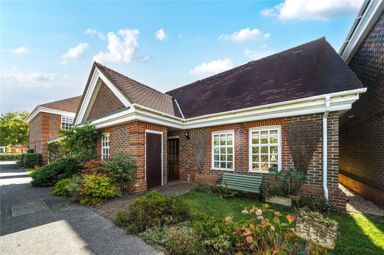 Images for Castle Village, Berkhamsted, Hertfordshire
