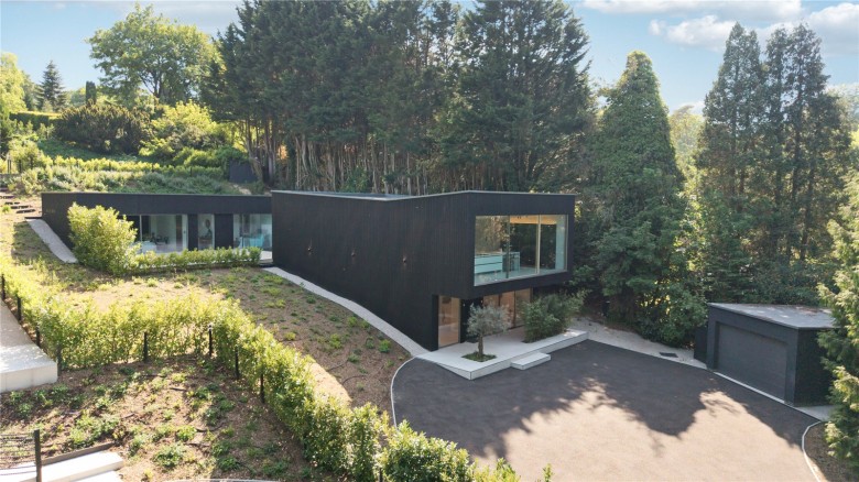 Click the photo for more details of Hemel Hempstead, Hertfordshire