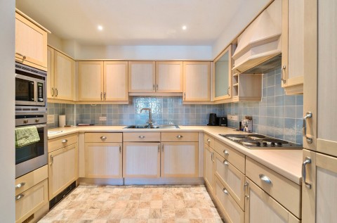 Click the photo for more details of Castle Village, Berkhamsted, Hertfordshire