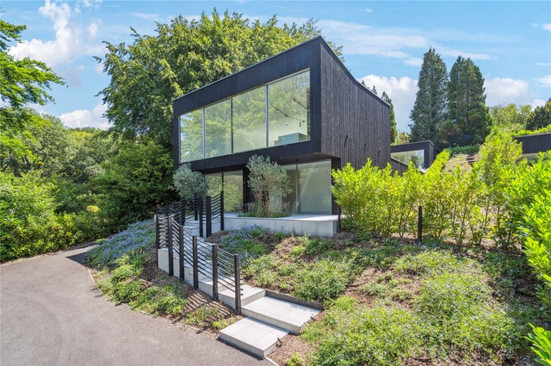 Click the photo for more details of Hemel Hempstead, Hertfordshire