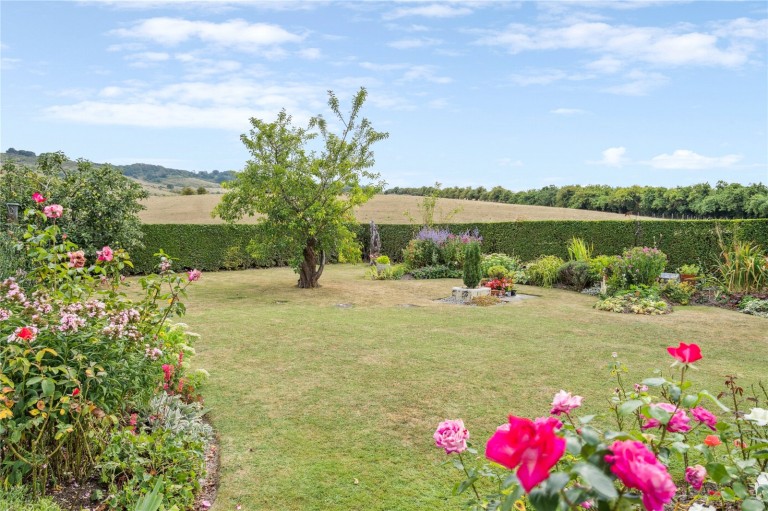 Images for Ivinghoe, Buckinghamshire