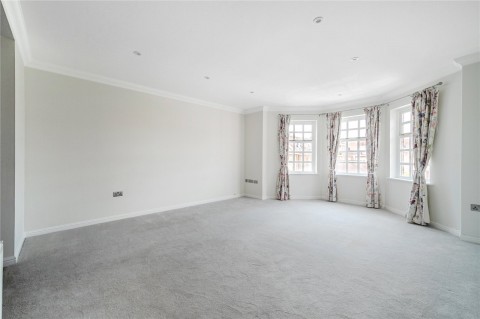 Click the photo for more details of Castle Village, Berkhamsted, Hertfordshire