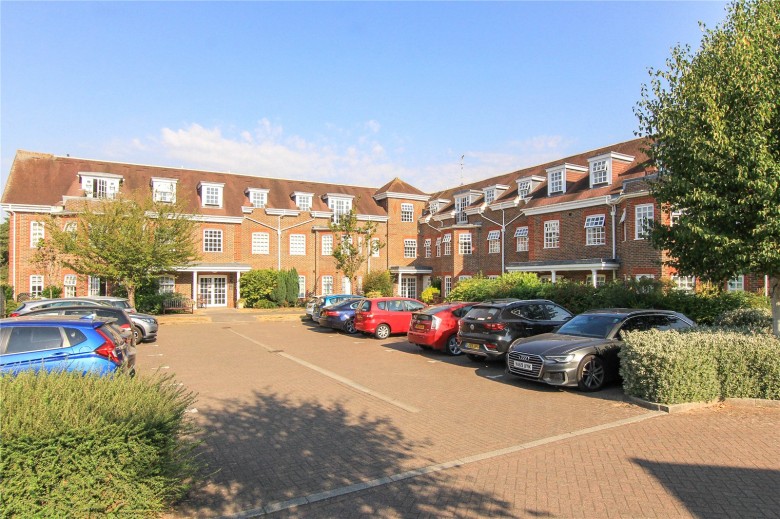Click the photo for more details of Castle Village, Berkhamsted, Hertfordshire