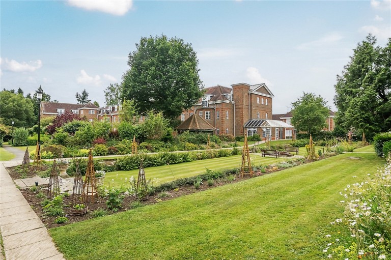 Images for Castle Village, Berkhamsted, Hertfordshire