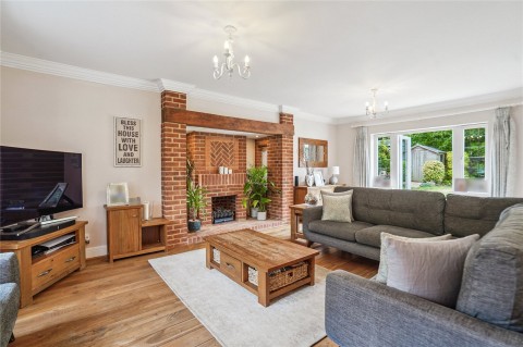Click the photo for more details of Felden, Hemel Hempstead, Hertfordshire