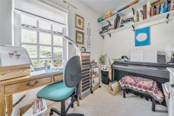 Images for Castle Village, Berkhamsted, Hertfordshire