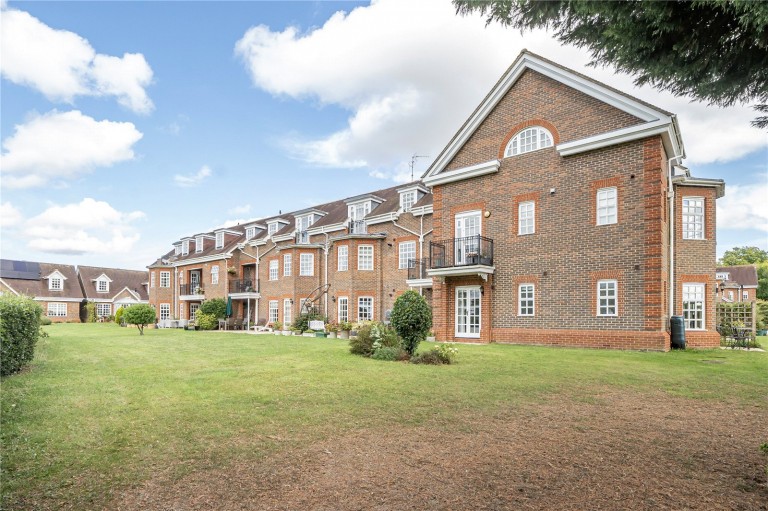 View Full Details for Castle Village, Berkhamsted, Hertfordshire