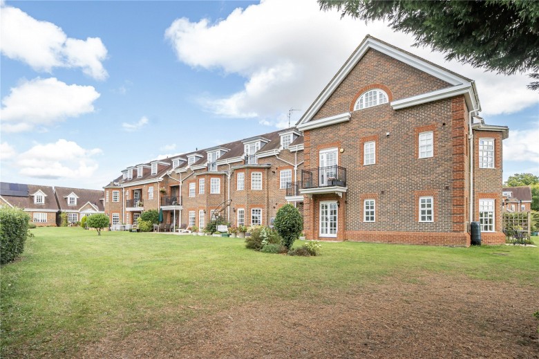 Click the photo for more details of Castle Village, Berkhamsted, Hertfordshire