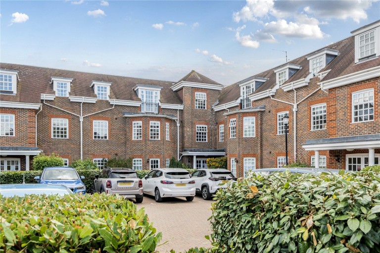 Images for Castle Village, Berkhamsted, Hertfordshire