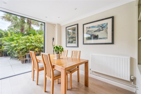 Click the photo for more details of Potten End, Berkhamsted, Hertfordshire