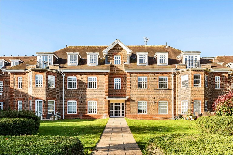 Images for Castle Village, Berkhamsted, Hertfordshire